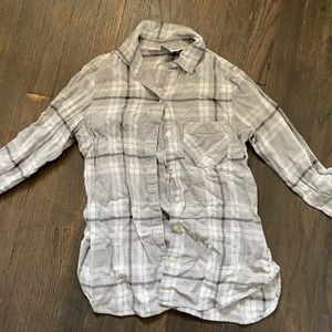 Gray plaid long sleeve
